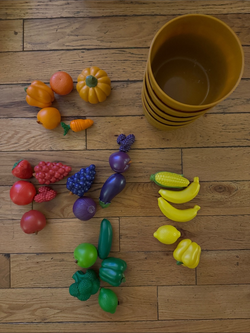 Learning Resources Farmer’s Market Color Sorting Set - Picture 4 of 4